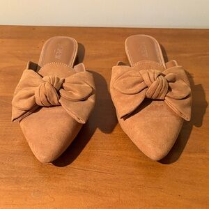 Women’s slip on flats